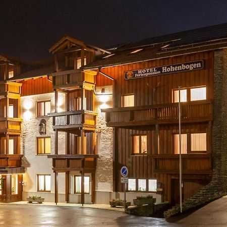 Genusshotel Hohenbogen نيوكيرتشن بيم هيليغين بلوت المظهر الخارجي الصورة
