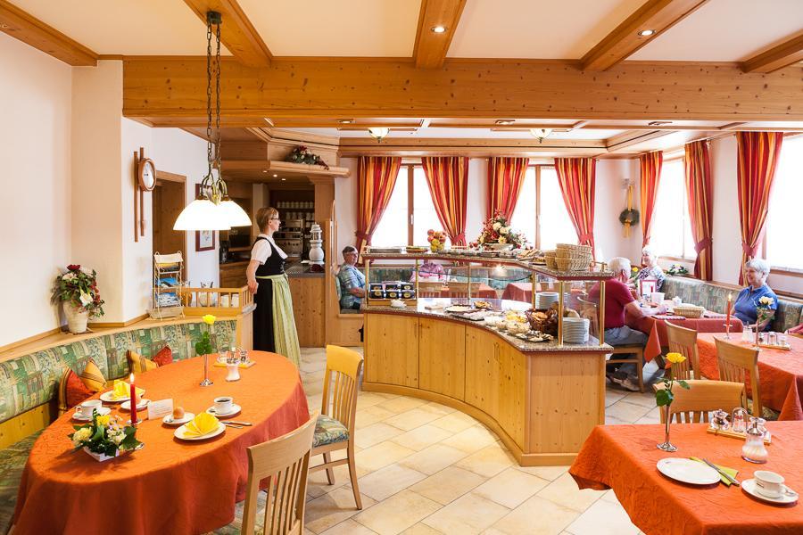 Genusshotel Hohenbogen نيوكيرتشن بيم هيليغين بلوت المظهر الخارجي الصورة
