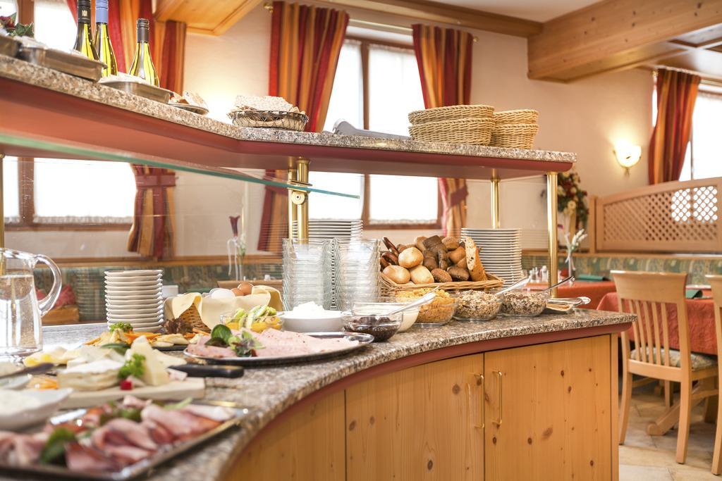 Genusshotel Hohenbogen نيوكيرتشن بيم هيليغين بلوت المظهر الخارجي الصورة